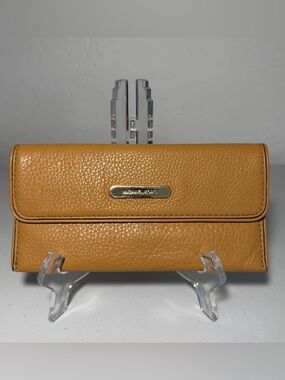 Michael Kors Austin Luggage Flat Continental Leather Wallet